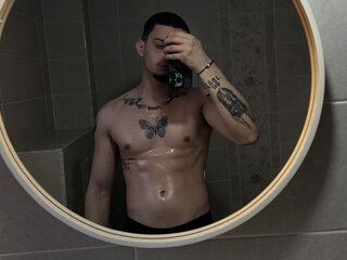OscarGriffin cam toy jasmin